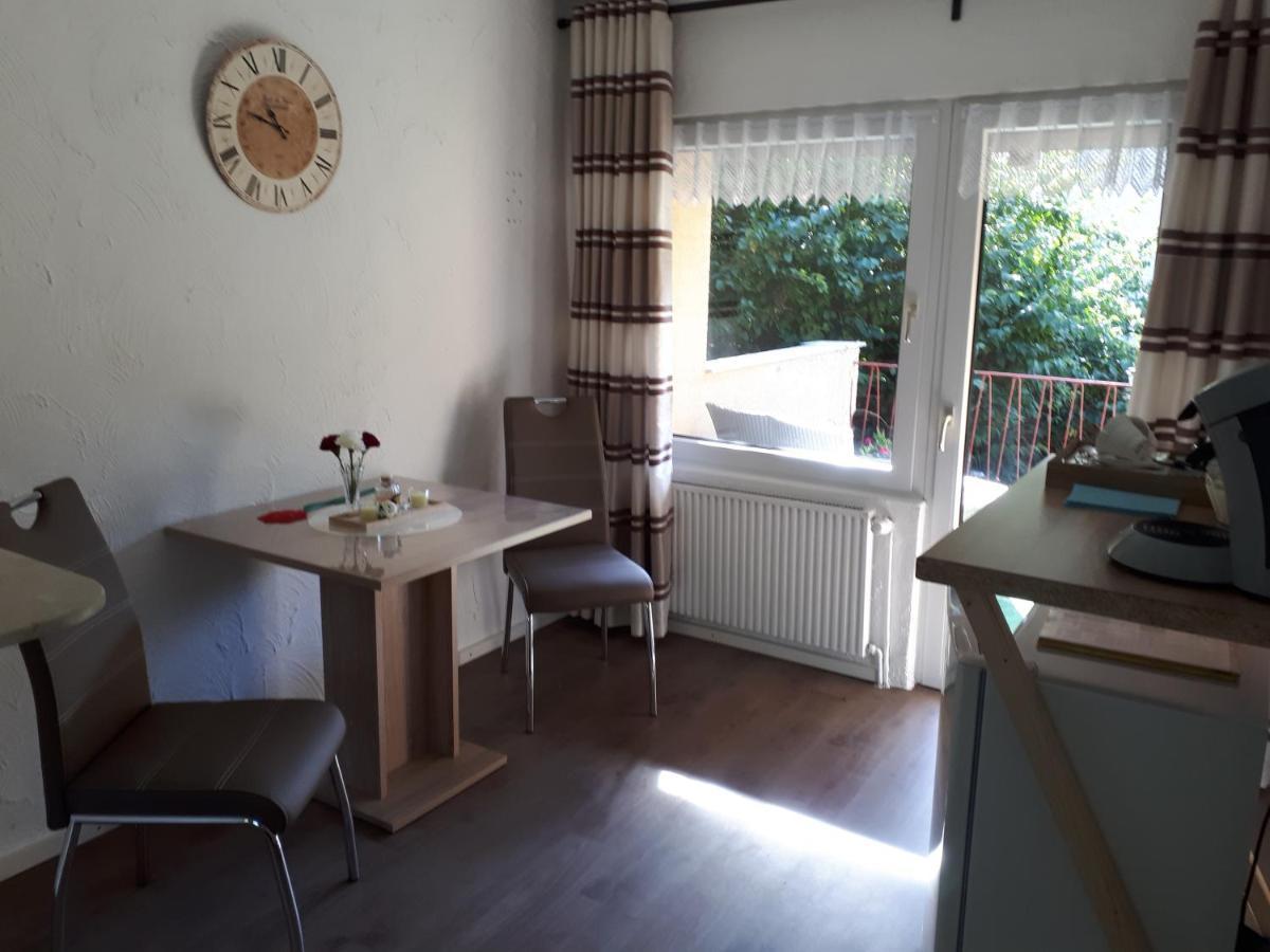 Haus Am Dekernbach Bed & Breakfast Cochem Dış mekan fotoğraf