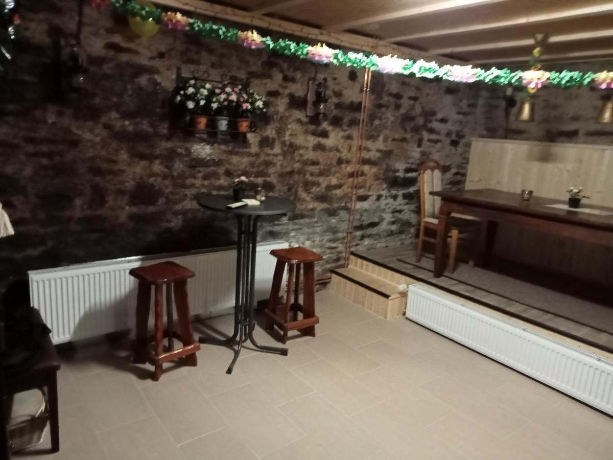 Haus Am Dekernbach Bed & Breakfast Cochem Dış mekan fotoğraf