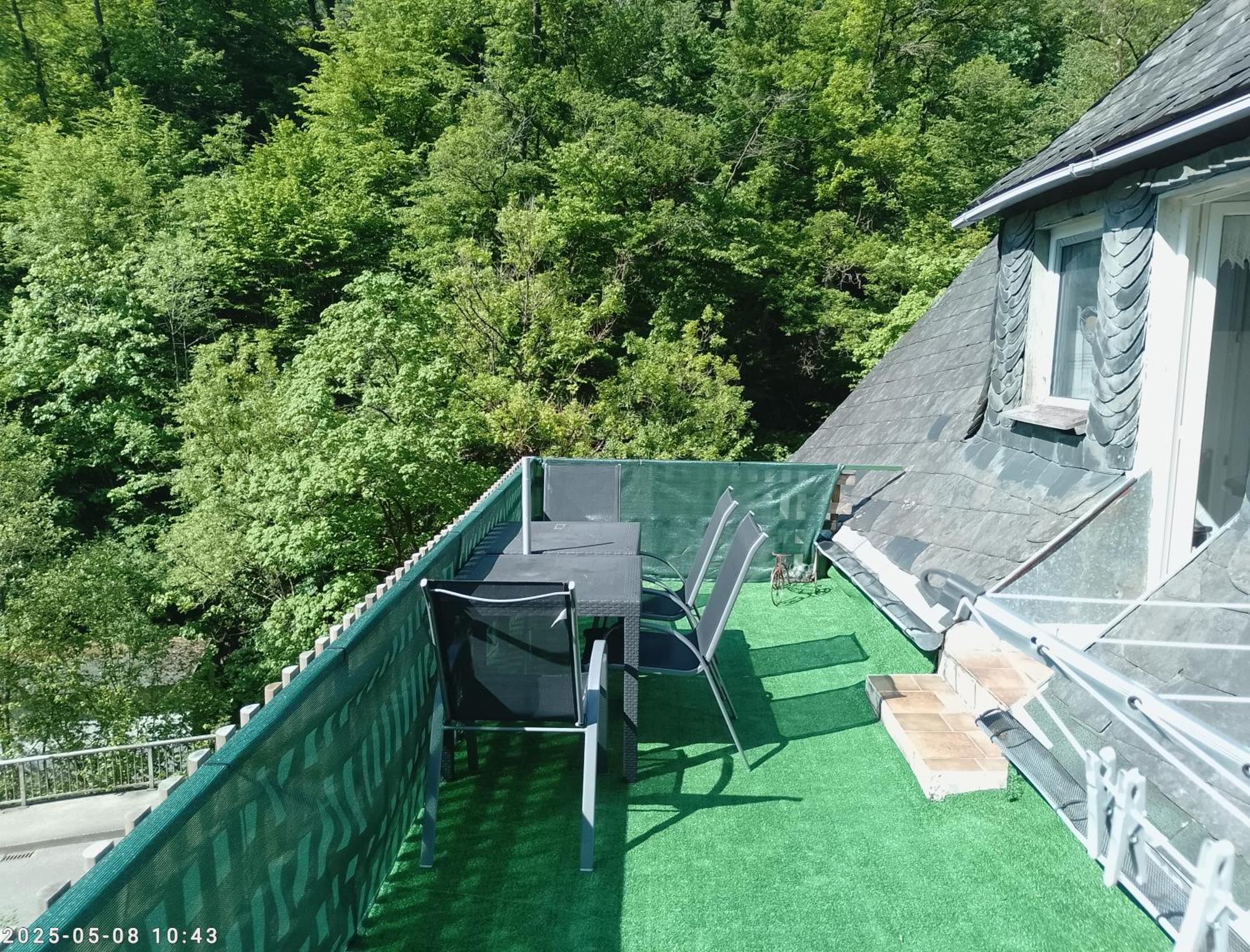 Haus Am Dekernbach Bed & Breakfast Cochem Dış mekan fotoğraf